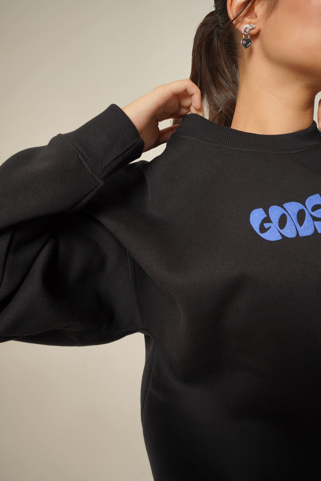 BUTTERFLY SWEATSHIRT